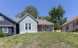 featured image of 3305 Doniphan Ave