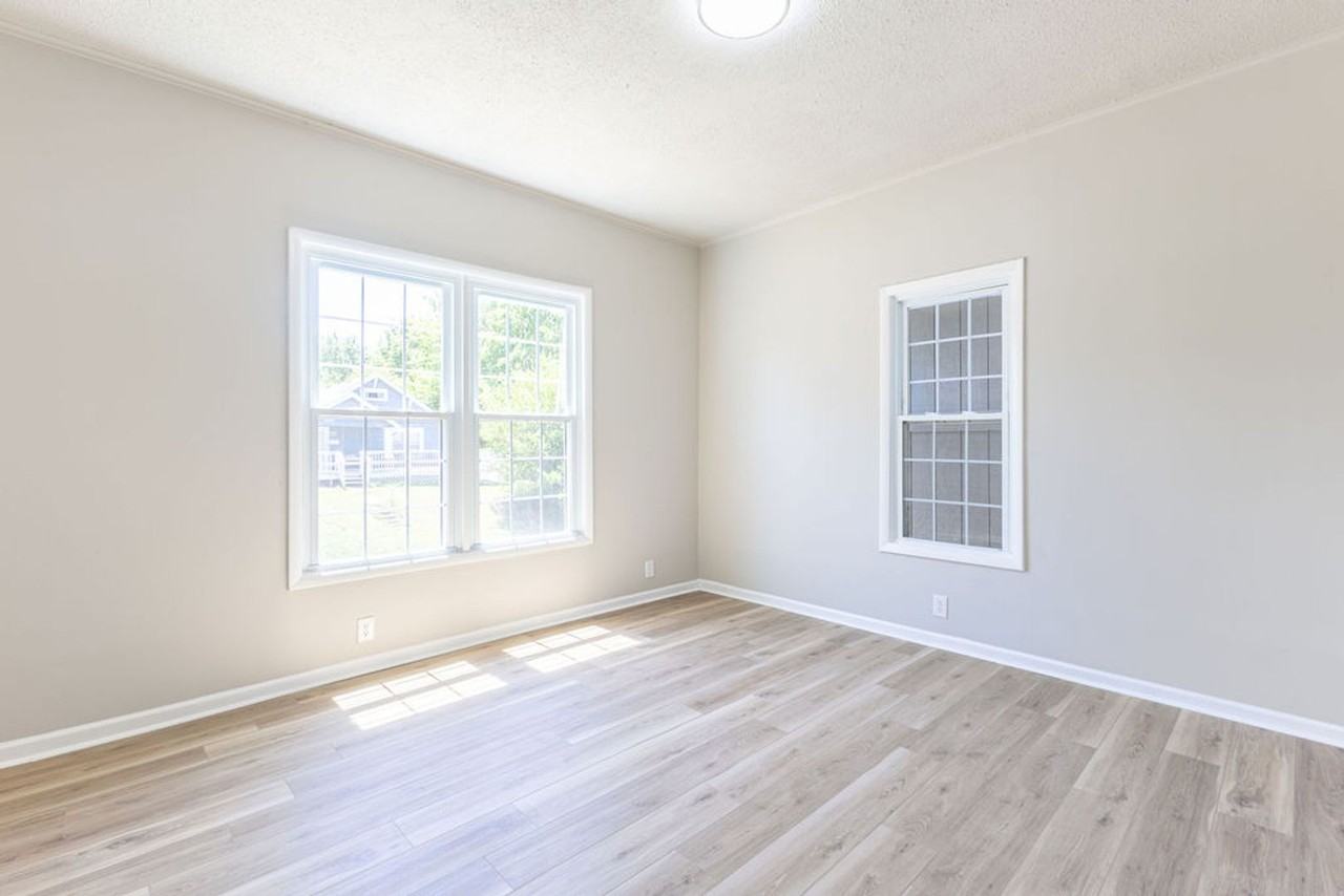 3305 Doniphan Ave - Photo 6 of 24