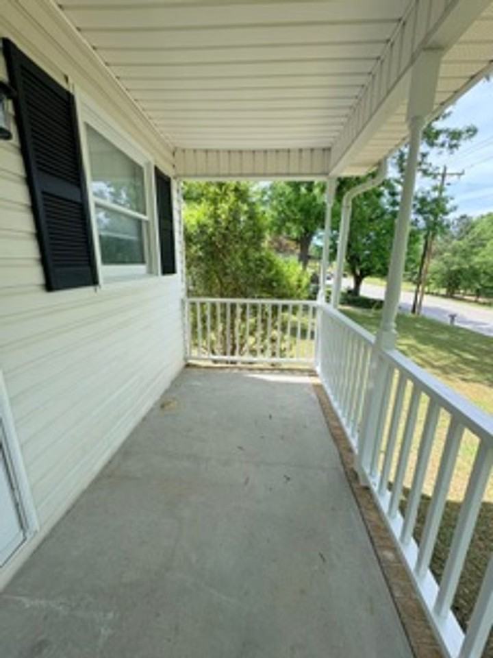 628 Arlington Rd - Photo 2 of 20