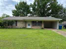featured image of 403 Polly St