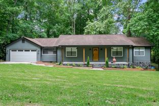 209 Pinewood Ln - Photo 1 of 1