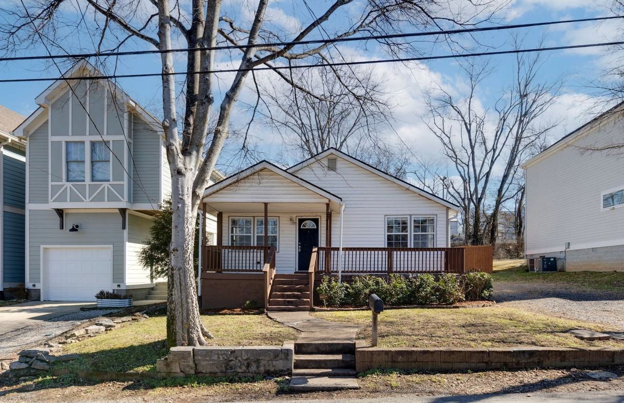 2412 Chapel Ave - Photo 2 of 29