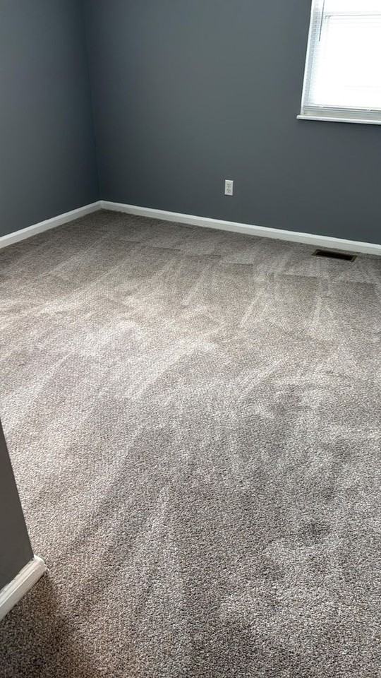 1307 Beverly Ave - Photo 4 of 10