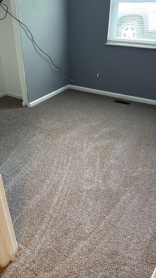 1307 Beverly Ave - Photo 6 of 10