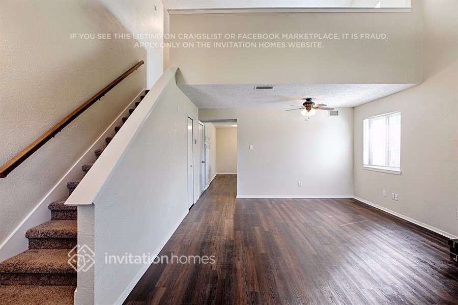 1716 Delaford Pl - Photo 4 of 16