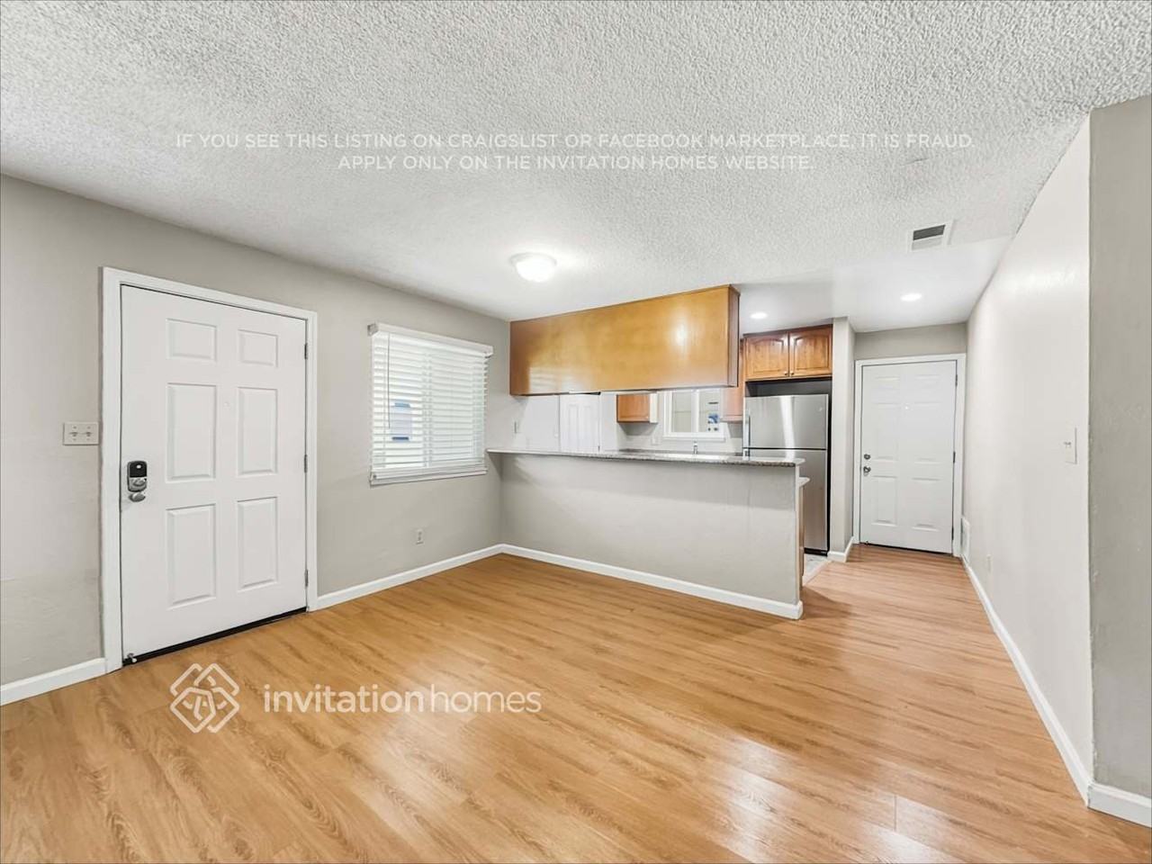 1658 Ashwood Dr - Photo 7 of 19