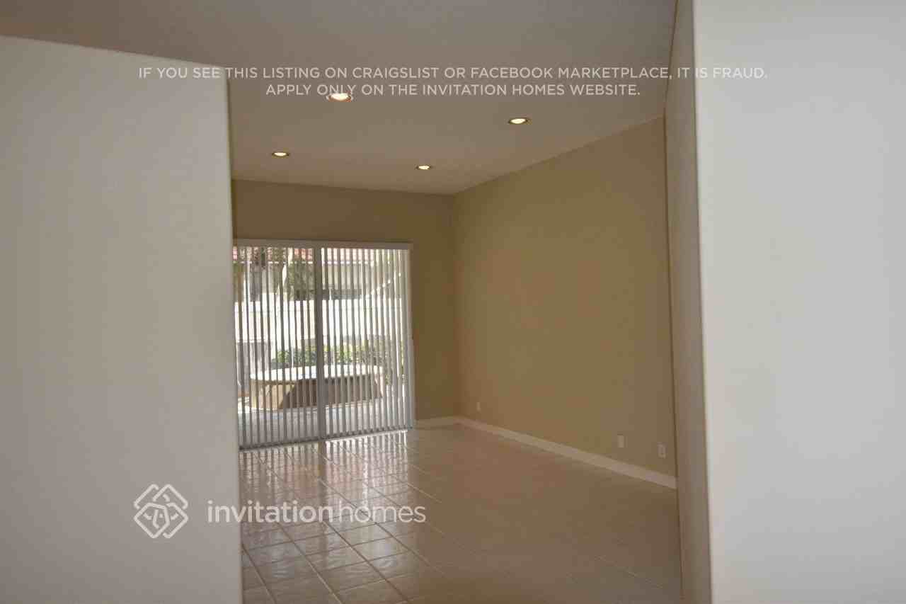 157 Spyglass Way - Photo 4 of 15