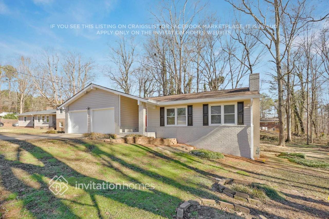 3623 Mill Lake Dr - Photo 3 of 26