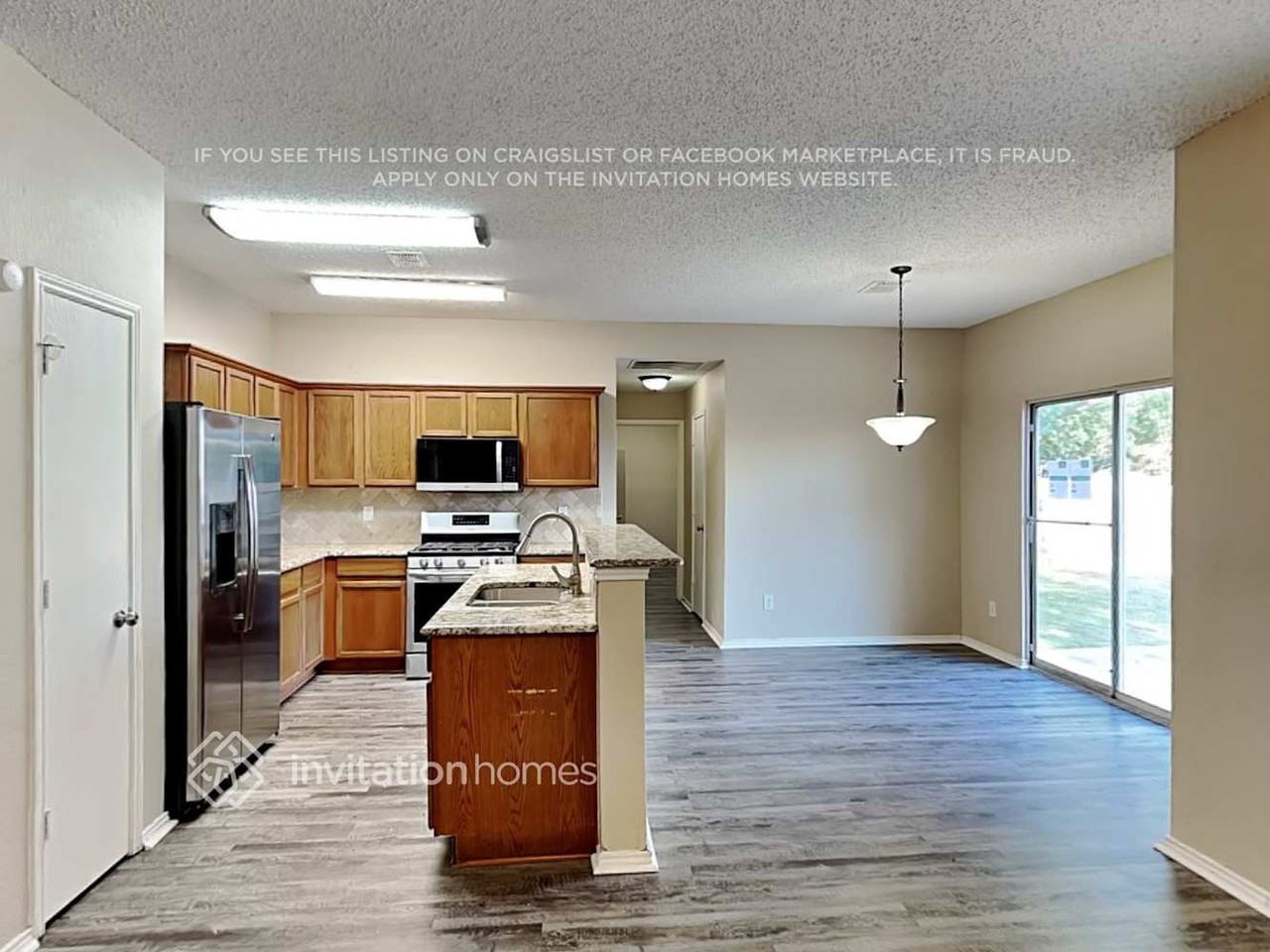 2006 Windcastle Dr - Photo 7 of 23