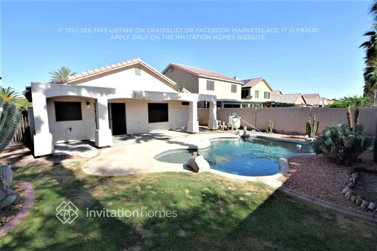 20850 N 7th Pl - Photo 4 of 5