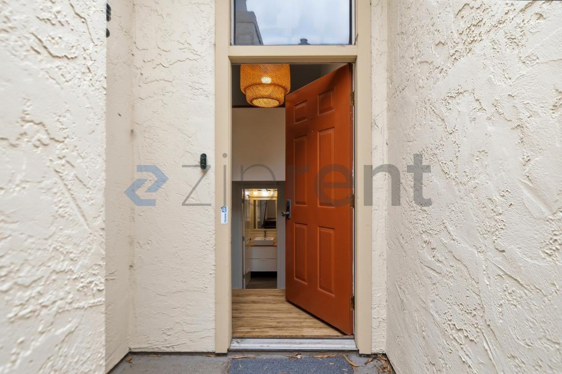 647 Stonegate Dr - Photo 5 of 26