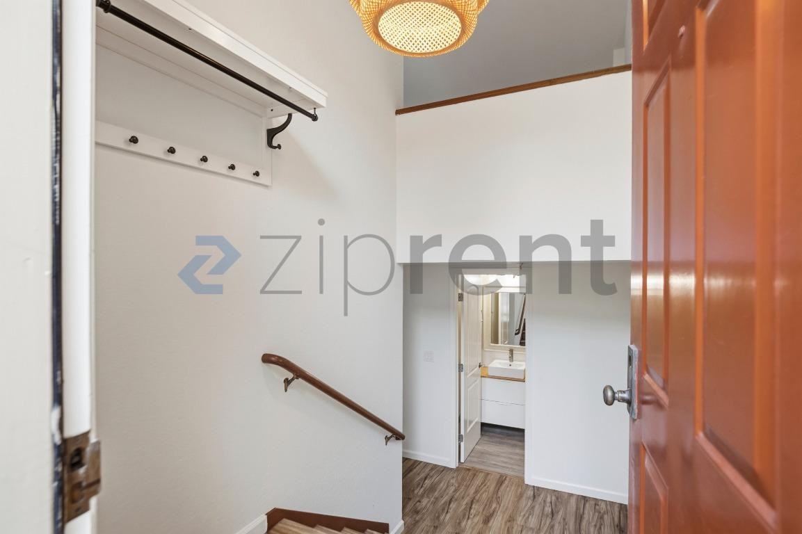 647 Stonegate Dr - Photo 6 of 26
