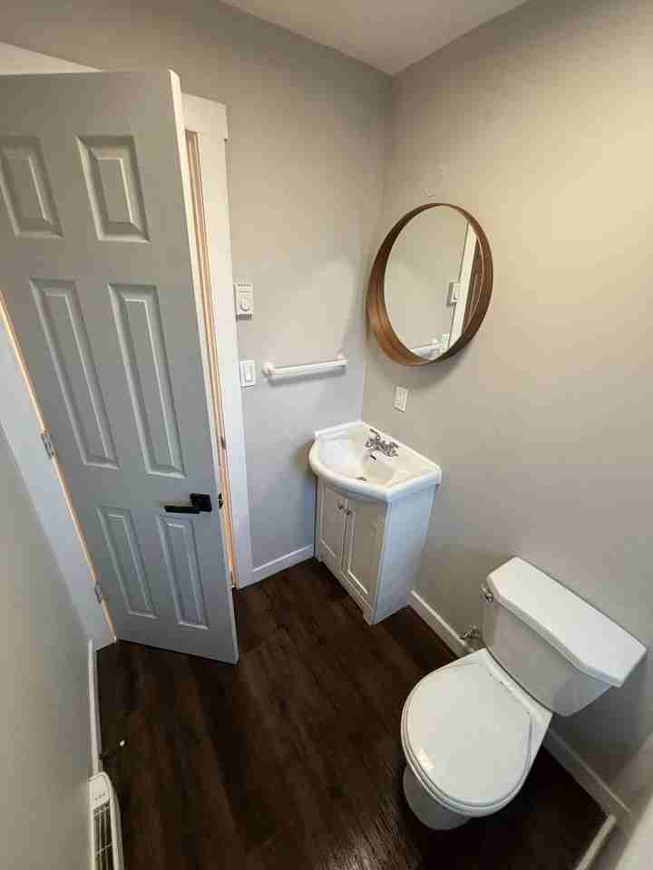 30 Parkwood Dr #8 - Photo 2 of 10