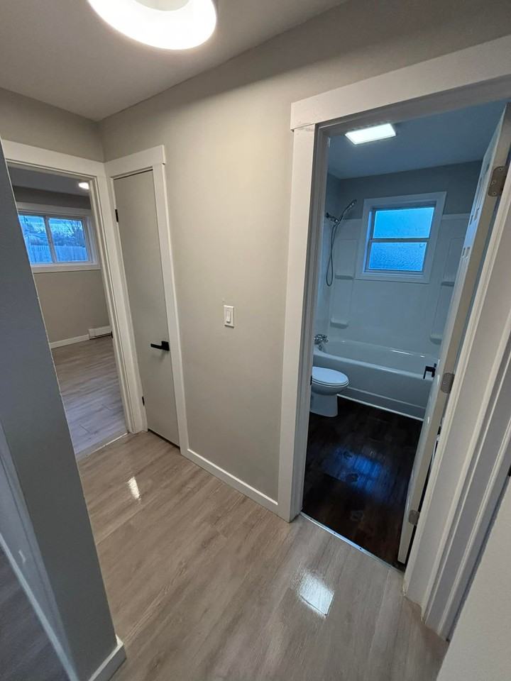 30 Parkwood Dr #8 - Photo 3 of 10