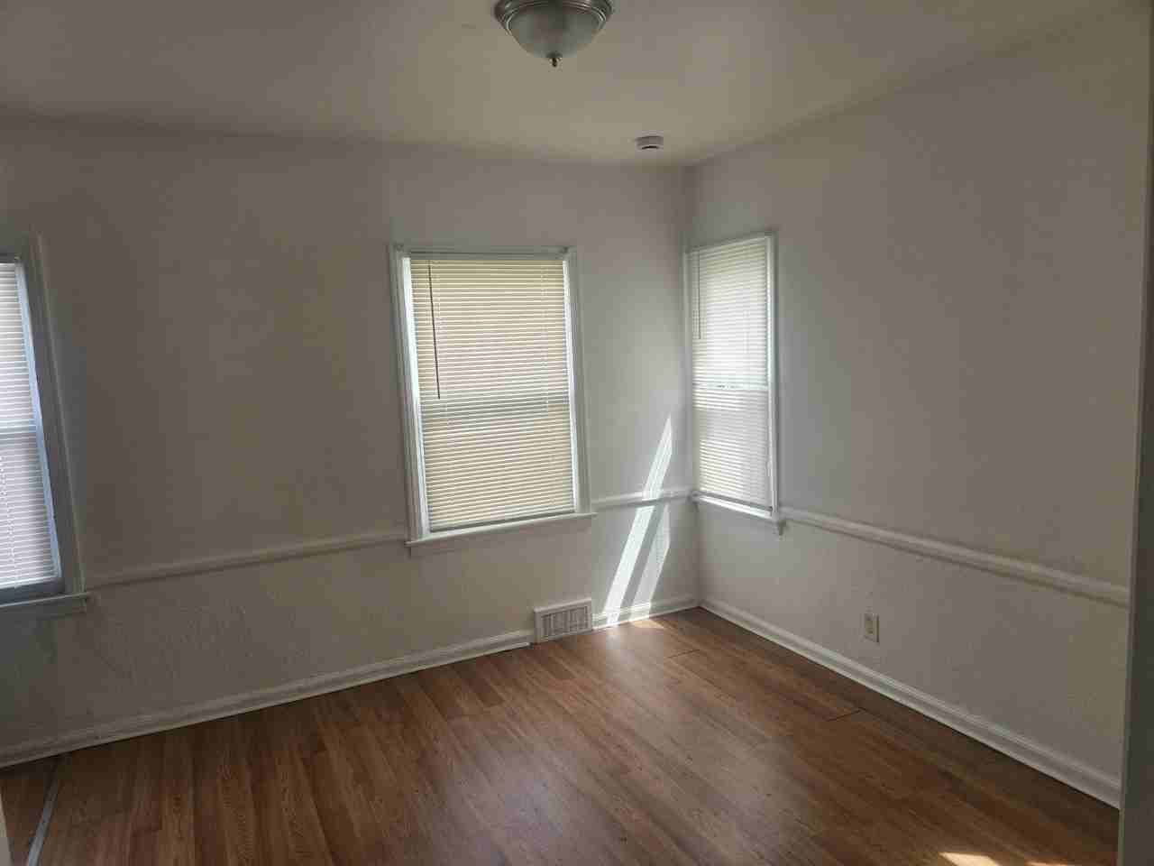 16141 Griggs St #1 - Photo 5 of 9