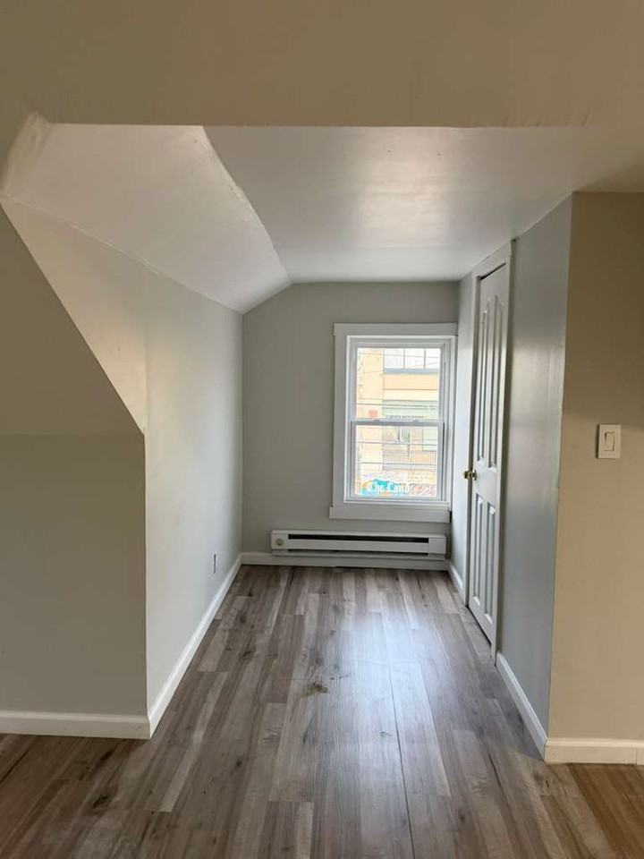 4106 Lee Rd #3 - Photo 5 of 16