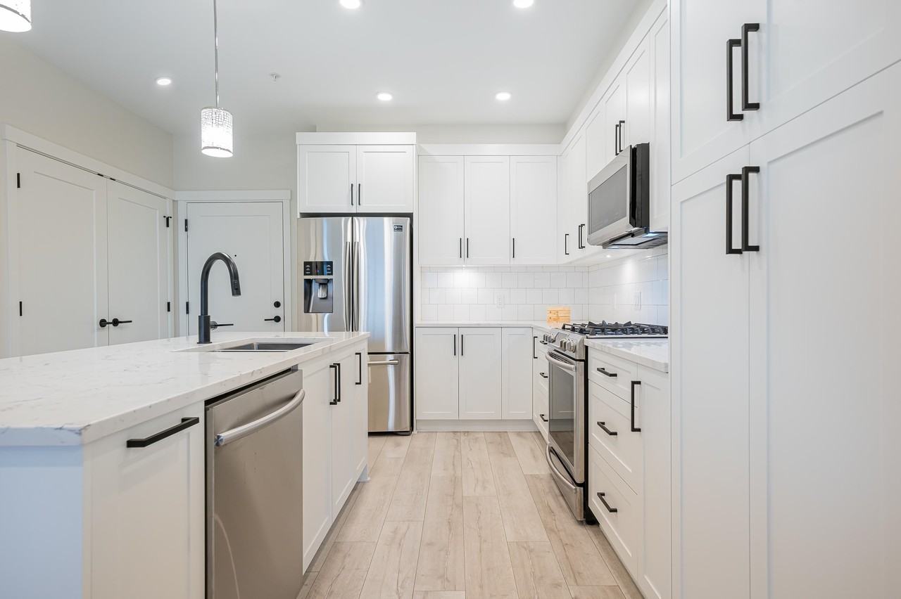 11893 227 St #208 - Photo 6 of 18