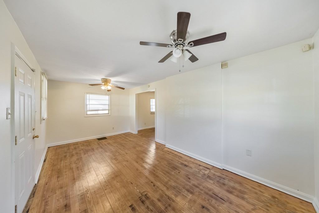 1776 Spring Ave #1 - Photo 5 of 50