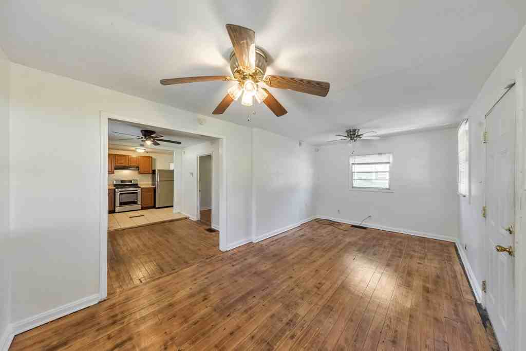 1776 Spring Ave #1 - Photo 7 of 50