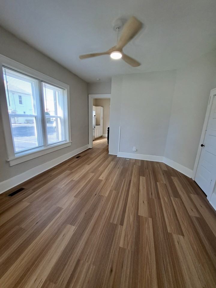 48 N Collier St #1 - Photo 3 of 9