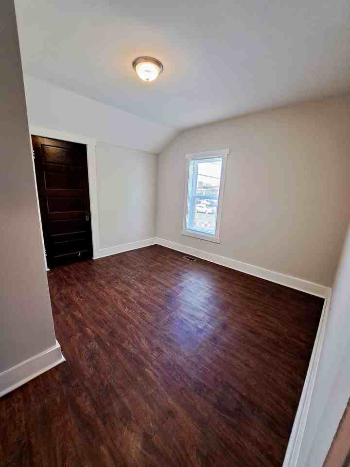 48 N Collier St #1 - Photo 7 of 9
