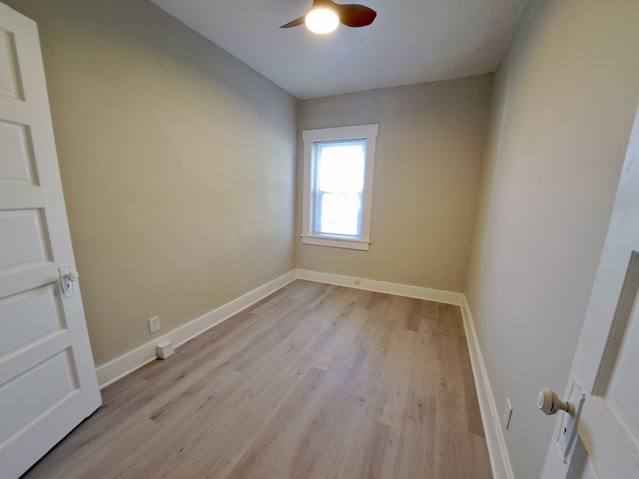52 N Collier St #3 - Photo 7 of 9