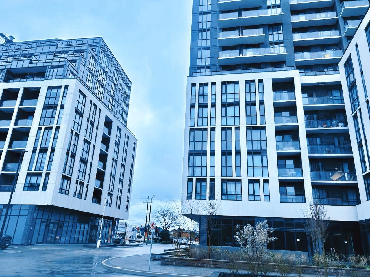 3421 Sheppard Ave E - Photo 5 of 8