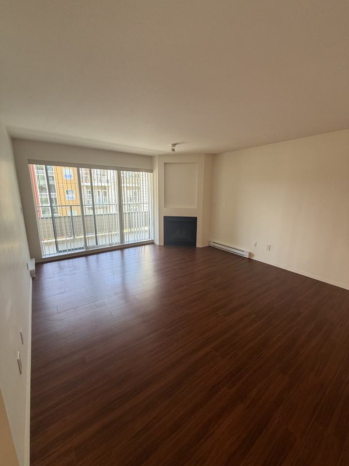 2915 Glen Drive #306 - Photo 5 of 18