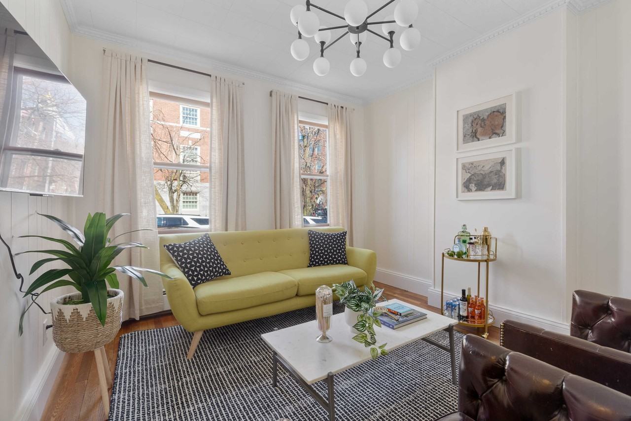 56 Spring St - Photo 2 of 13
