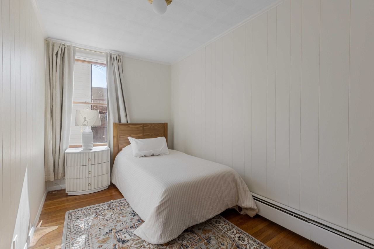56 Spring St - Photo 7 of 13