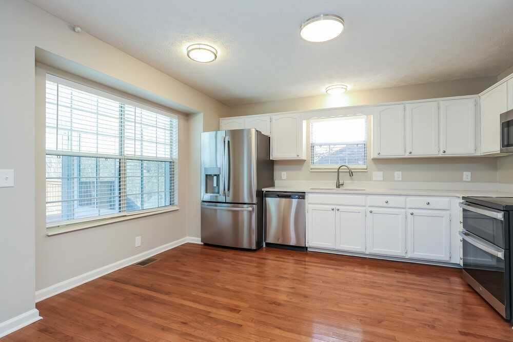 823 Neelys Chase Dr - Photo 7 of 19