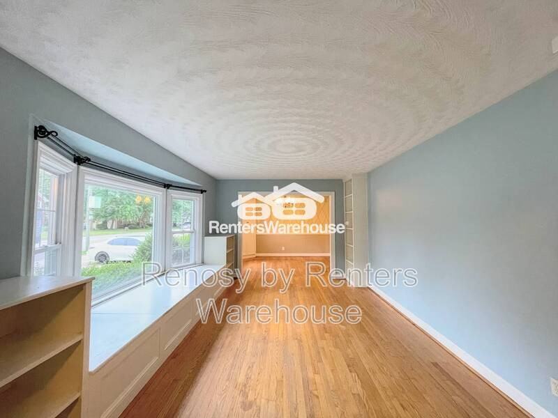 4112 Dock Landing Rd - Photo 4 of 36