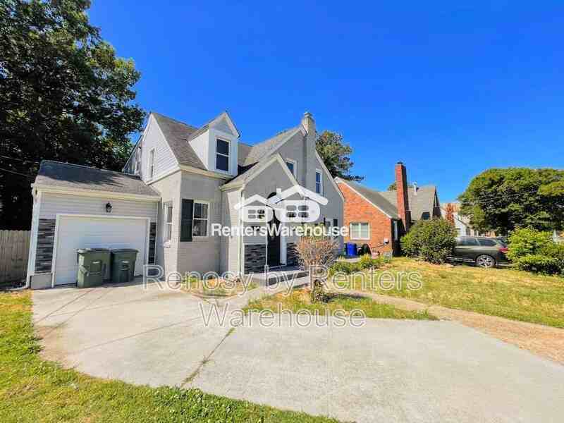 2423 E Virginia Beach Blvd - Photo 2 of 39