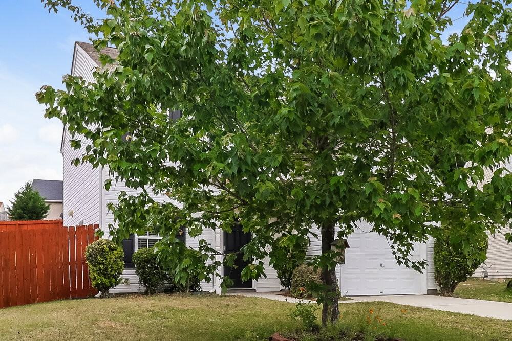 14017 Sobeck Ln - Photo 4 of 17