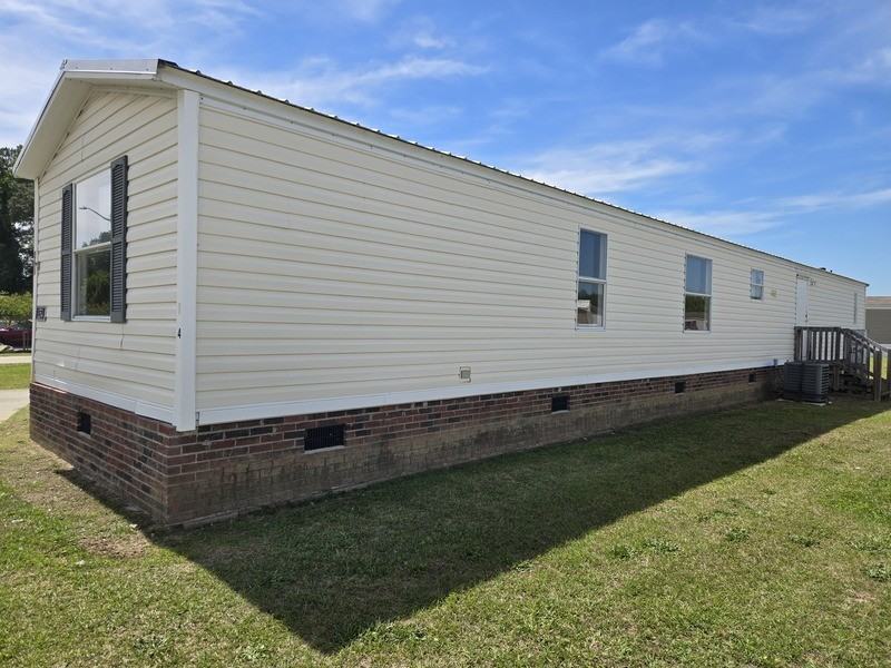 2115 Cattail Cir - Photo 3 of 40