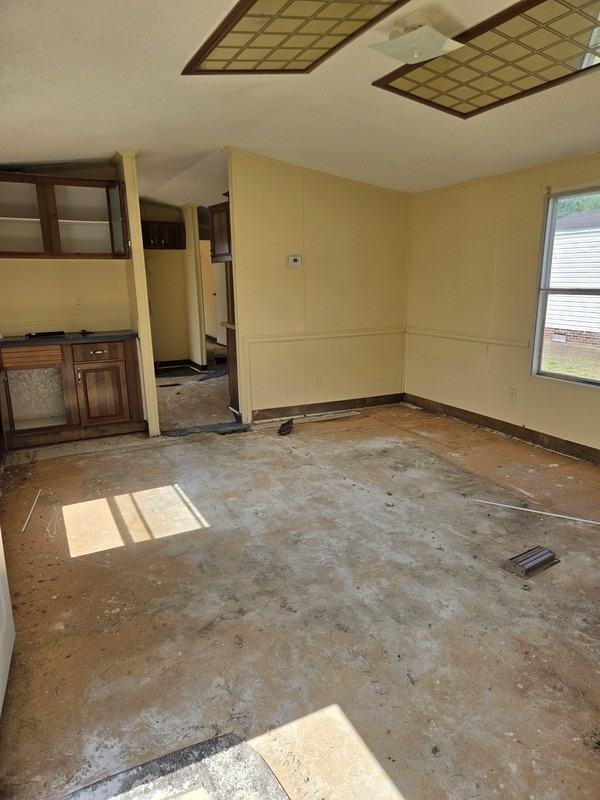 2115 Cattail Cir - Photo 6 of 40