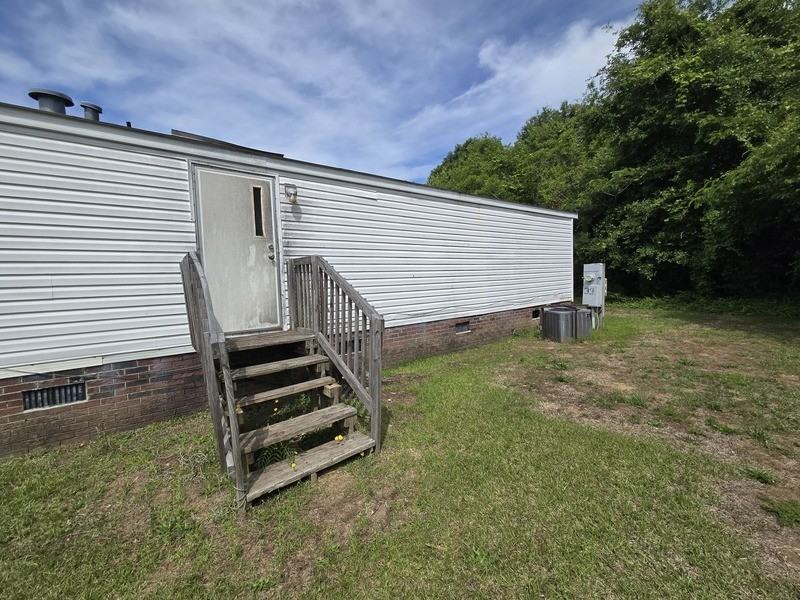 2502 Cattail Cir - Photo 4 of 34