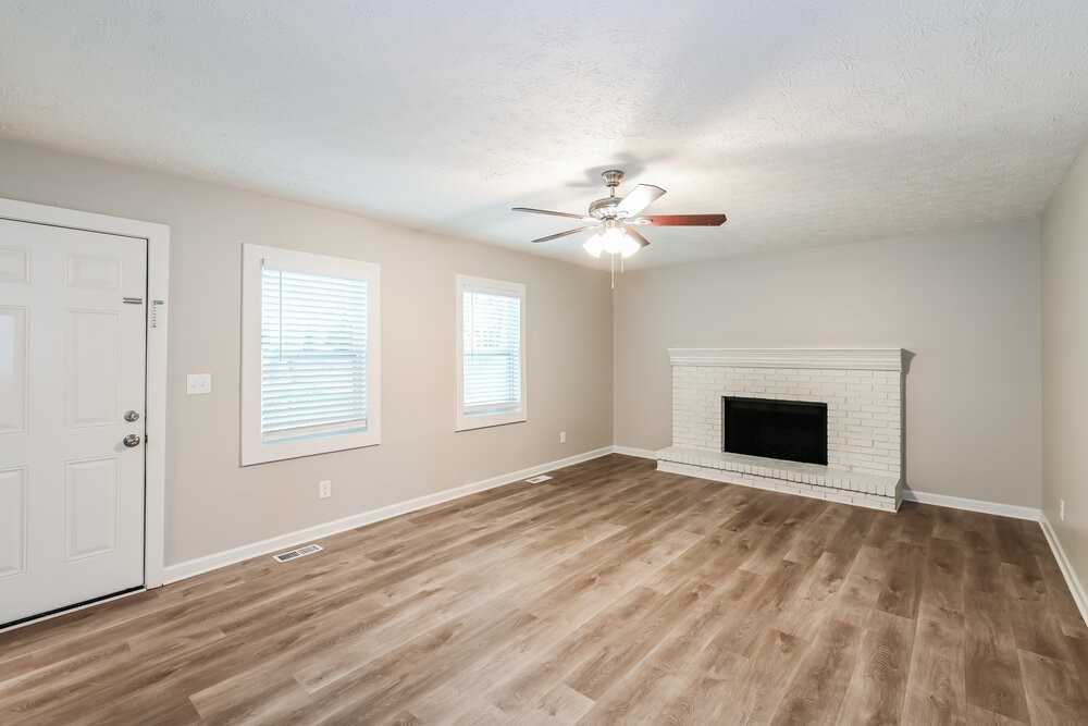 1910 Meadowchase Ct - Photo 6 of 21