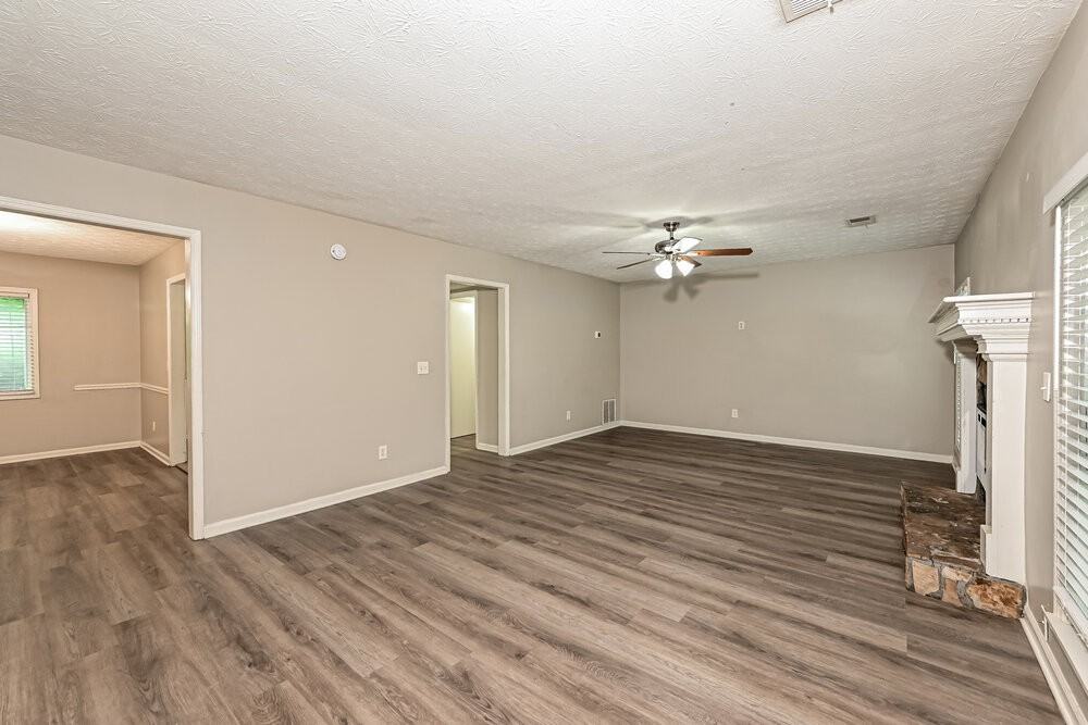 94 Timothy Ln Nw - Photo 5 of 18