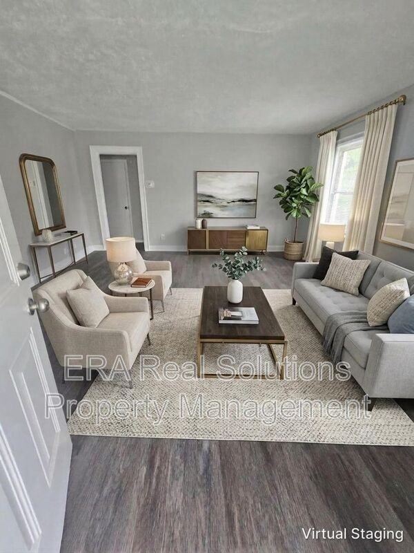 1435 Republic Ave - Photo 2 of 15