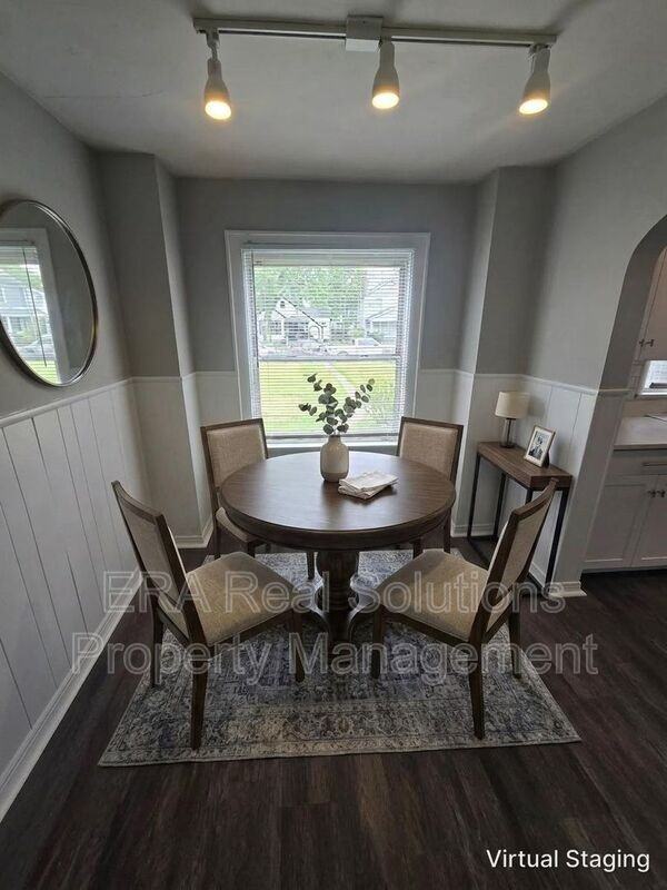 1435 Republic Ave - Photo 3 of 15