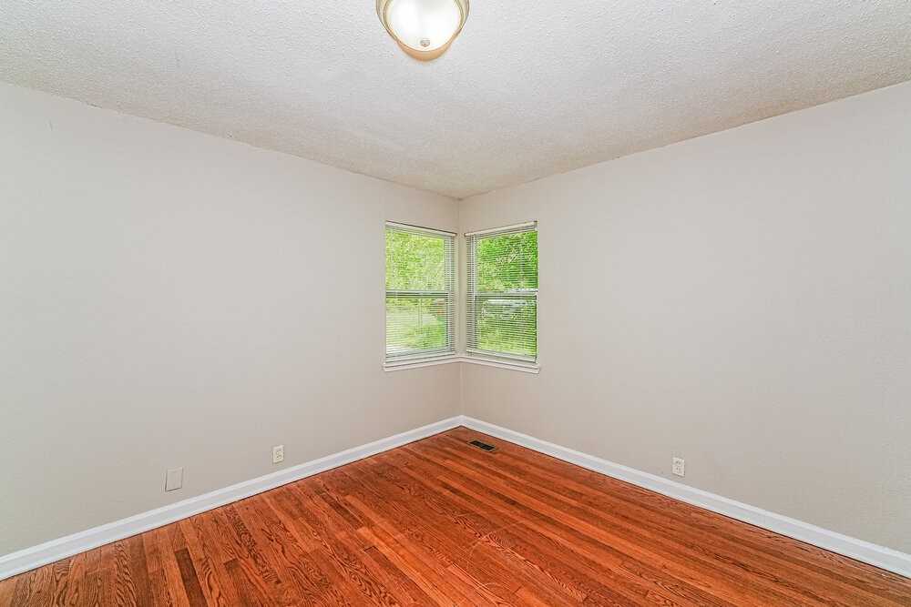 1204 Pratt Hwy - Photo 6 of 19