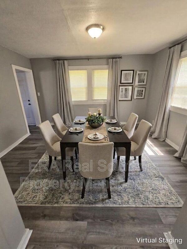 2590 Parkwood Ave #2590 - Photo 3 of 16