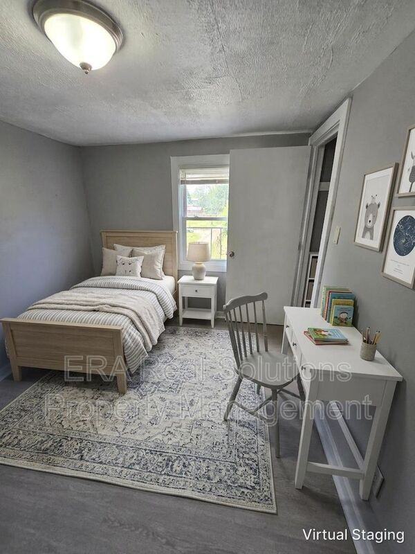 2590 Parkwood Ave #2590 - Photo 5 of 16