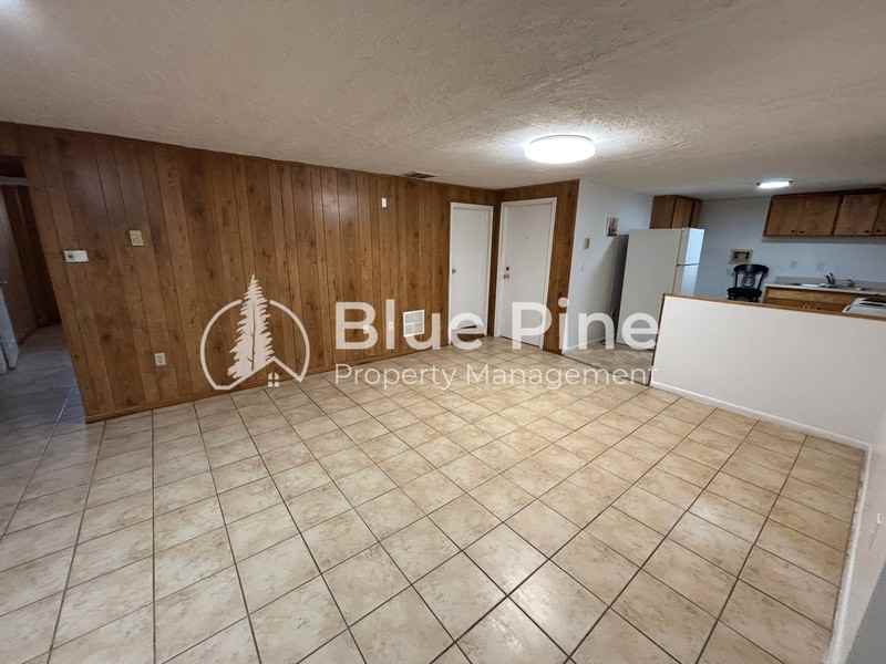 290 E Center St #BS - Photo 2 of 13
