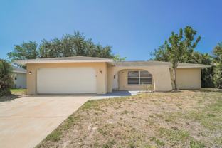 1322 Se 12th St - Photo 1 of 1