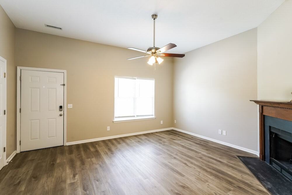 841 Post Oak Dr - Photo 4 of 17