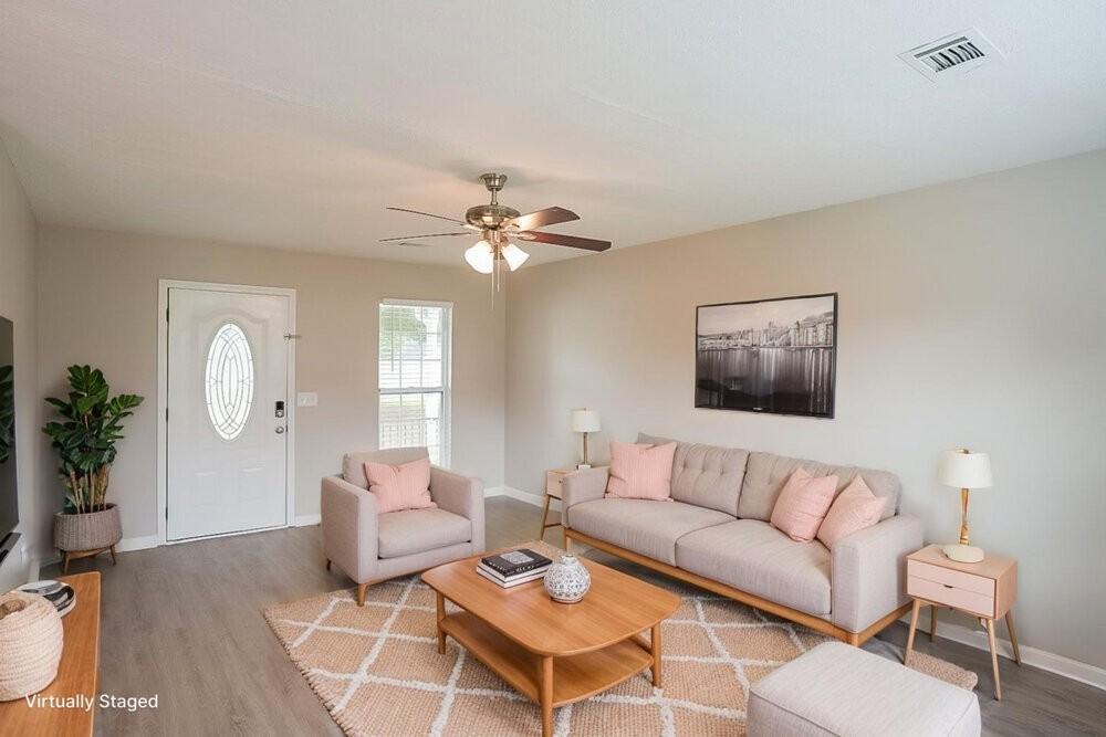 49 Melleray Ct - Photo 4 of 20