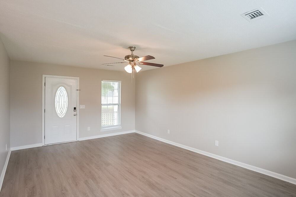 49 Melleray Ct - Photo 5 of 20
