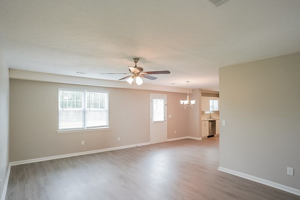 49 Melleray Ct - Photo 6 of 20